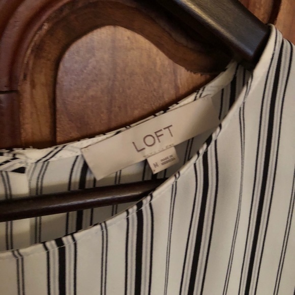 Striped blouse - button back - Picture 4 of 5